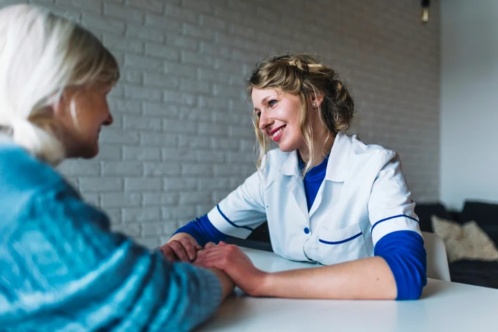 Obraz do artykułu: Jakie wyzwania stawia praca opiekunki nad osobami starszymi w Niemczech?