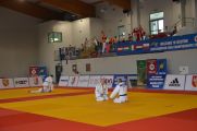 Judo form kata jest sportem walki, w którym bezpośredni kontakt mają ze sobą tylko osoby ćwiczące na co dzień w danej parze., 