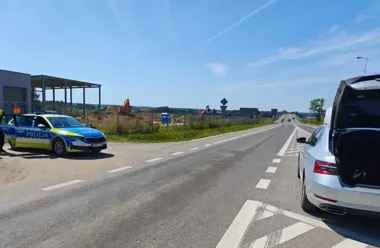 Na DK50 policja skontrolowała blisko tysiąc kierowców. 15 pod wpływem