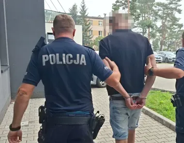 46-latek z dożywotnim zakazem znów za kierownicą. Zatrzymanie w Wiązownie