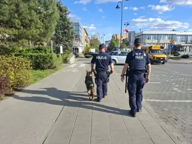 Skwer pod specjalnym nadzorem - policja reaguje na zgłoszenia mieszkańców