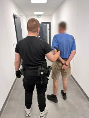 Siekiera, groźby i areszt - 60-latek zatrzymany po alarmie sąsiada