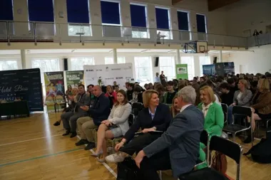 „Ekonom” otworzył drzwi ósmoklasistom i zamienił szkołę w zawodową mapę