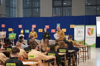 Prawie 90 młodych strażaków sprawdziło wiedzę – zwycięzcy powiatowych eliminacji pojadą dalej