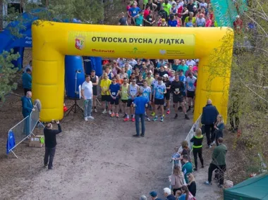 Ponad 300 biegaczy w otwockich lasach. Piątka przyciągnęła największy tłum