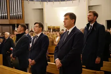 Pomnik Katyń 1940 ma nowego opiekuna. Patronat przejęła otwocka szkoła