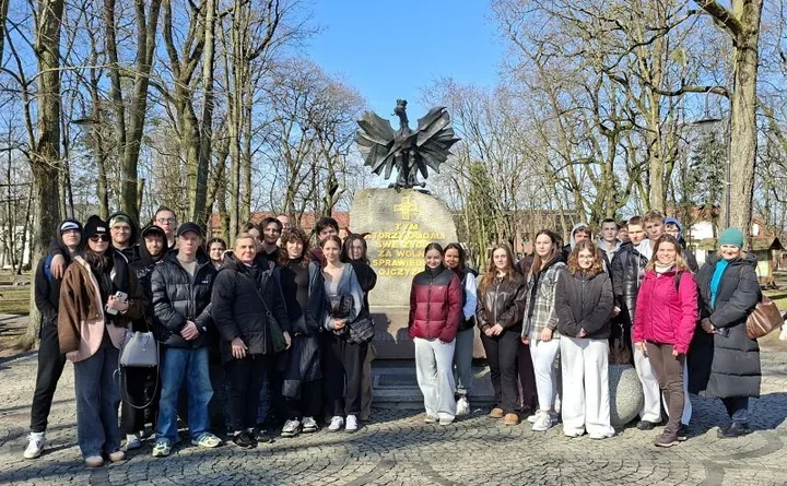 Z Otwockiego na Łotwę pojechały paczki, które stały się lekcją pamięci